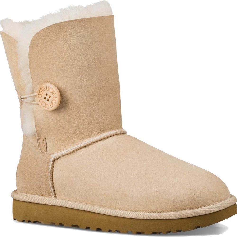 Ugg Bailey Button boots